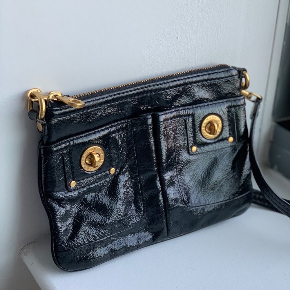 Black Marc Jacobs cross body purse